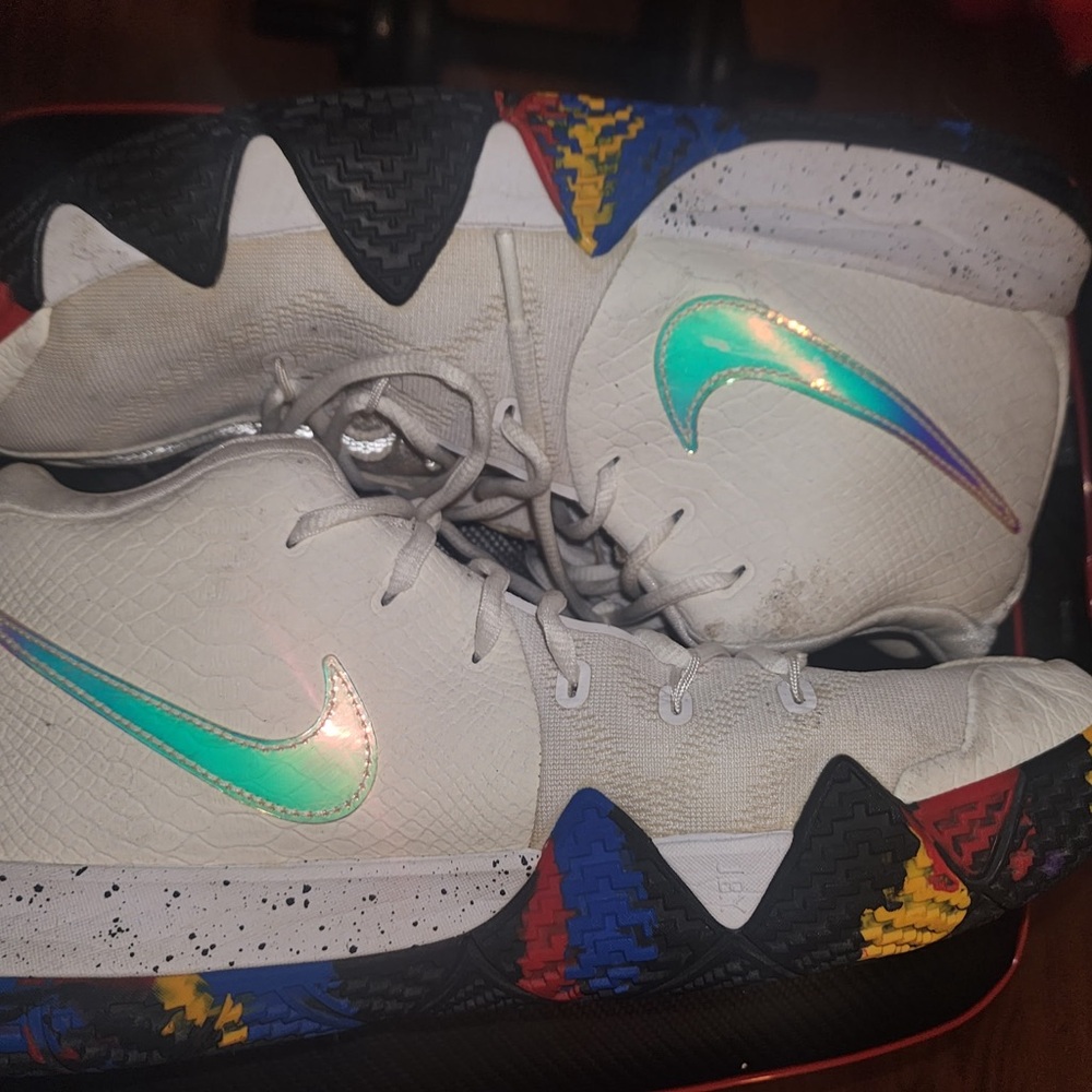 Nike Kyrie 2018 NCAA TOURNAMENT